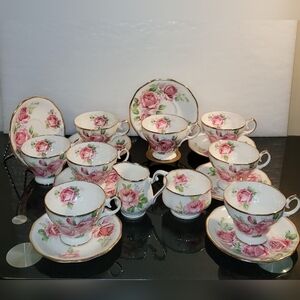 LADY MARGARET BONE CHINA ENGLAND QUEEN ANNE 18 PIECES Rose Pattern Tea Set